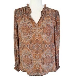 Violet + Claire V-neck Paisley Print Top